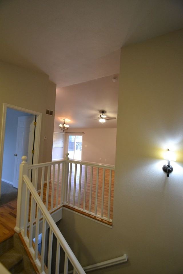 7202 Moss Bluff Ct - Photo 5 of 20