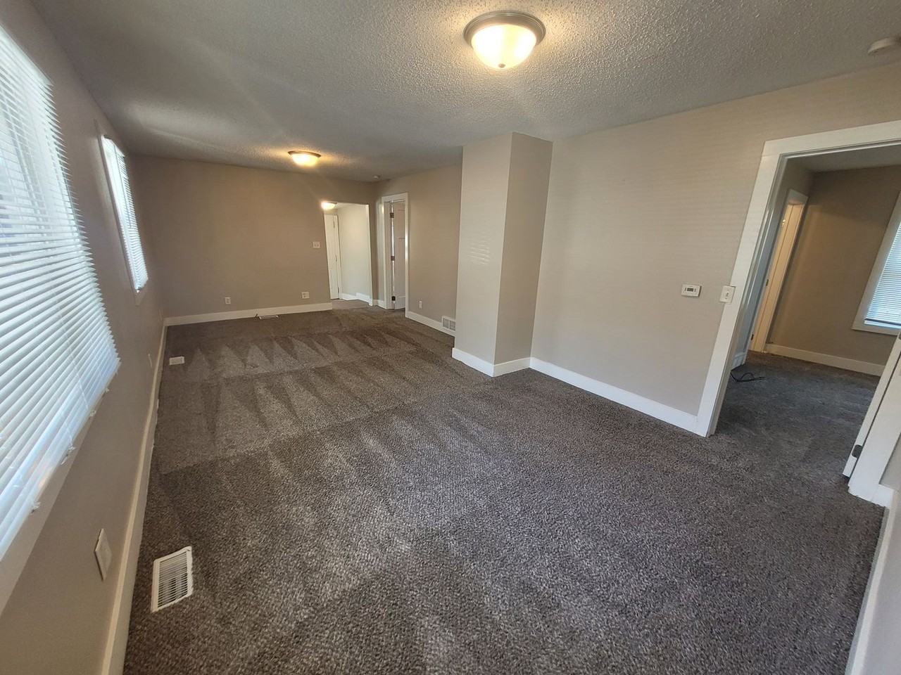 2026 Des Moines St - Photo 4 of 22