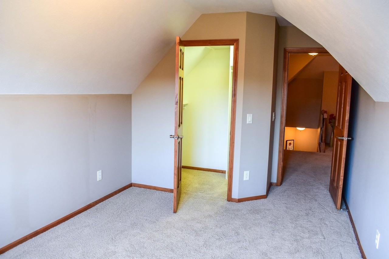 7841 Preserve Ln - Photo 3 of 25