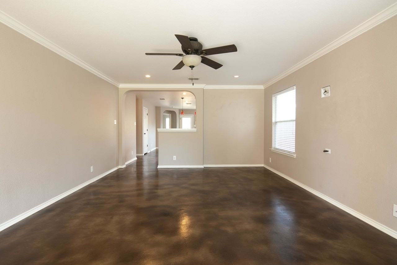 4003 Blue Oak Pass - Photo 3 of 18