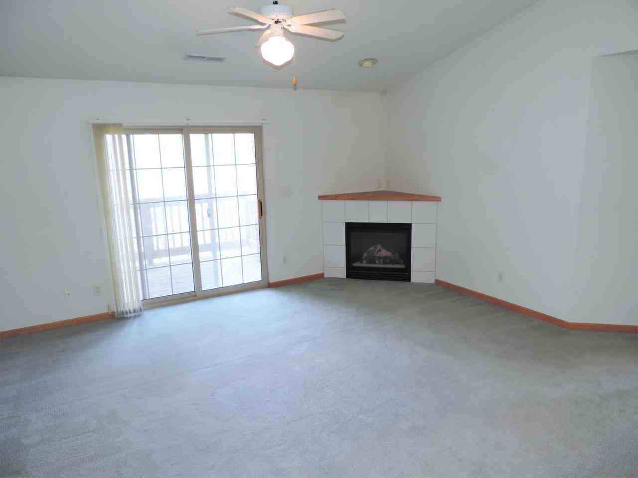 2781 Triple Crown Ln #09 - Photo 4 of 19