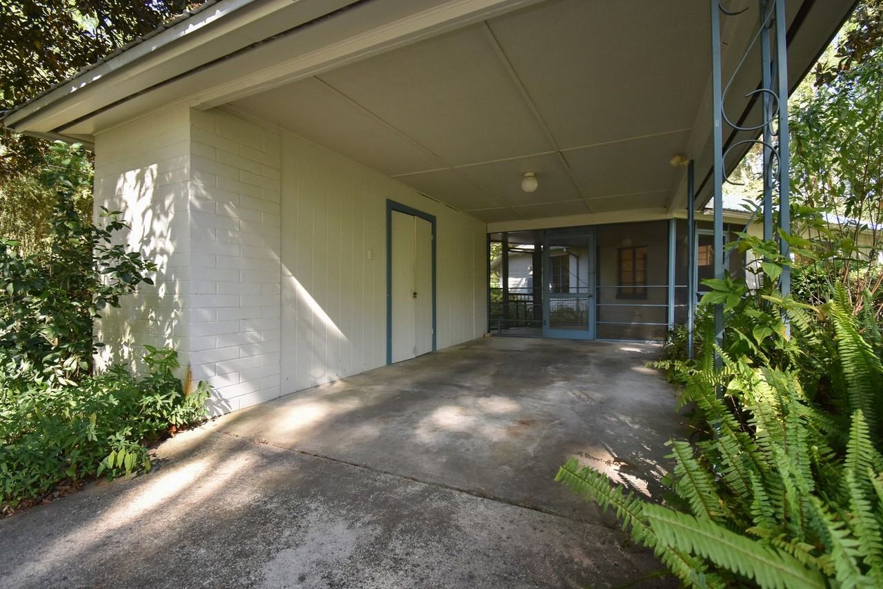 3309 Nw 3rd St - Photo 2 of 26