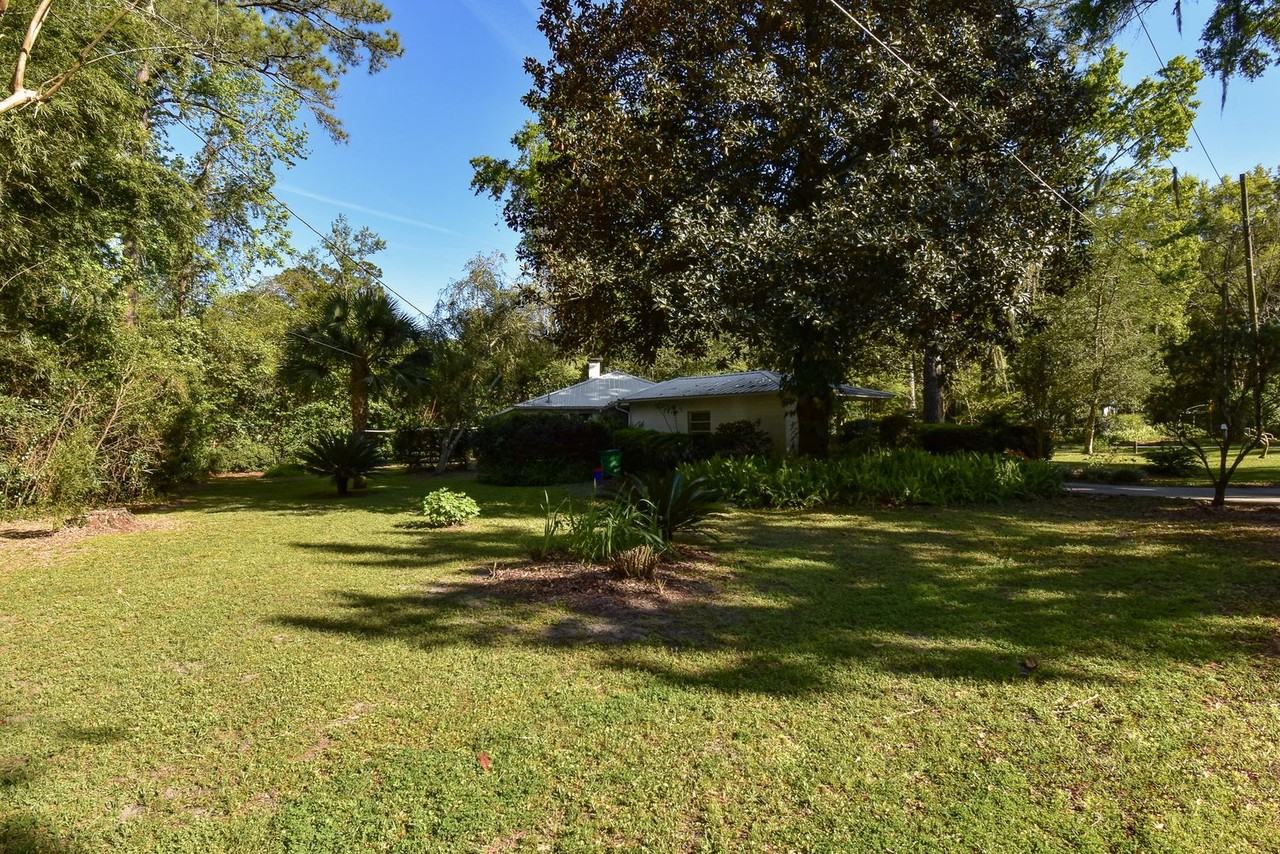 3309 Nw 3rd St - Photo 6 of 26