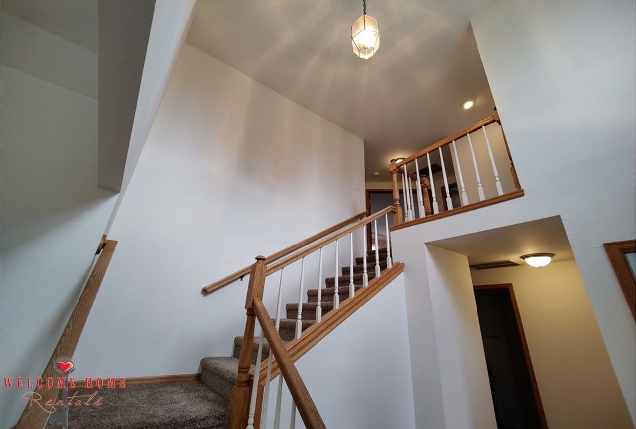 319 Marietta Pl - Photo 3 of 38