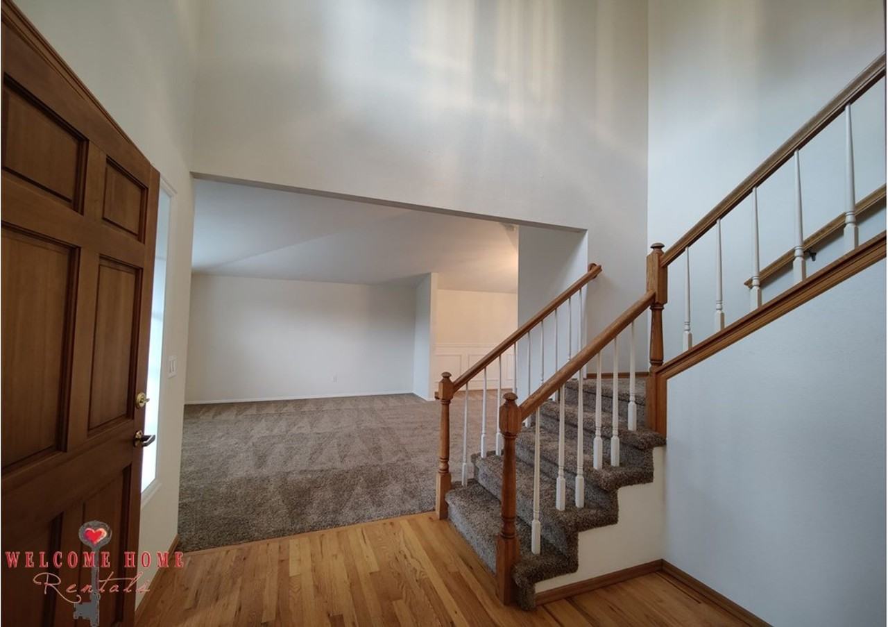 319 Marietta Pl - Photo 4 of 38
