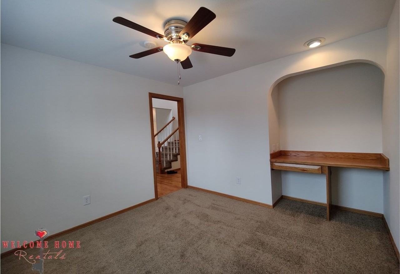 319 Marietta Pl - Photo 6 of 38