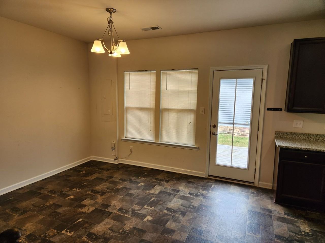 16636 Thornapple Run - Photo 6 of 18