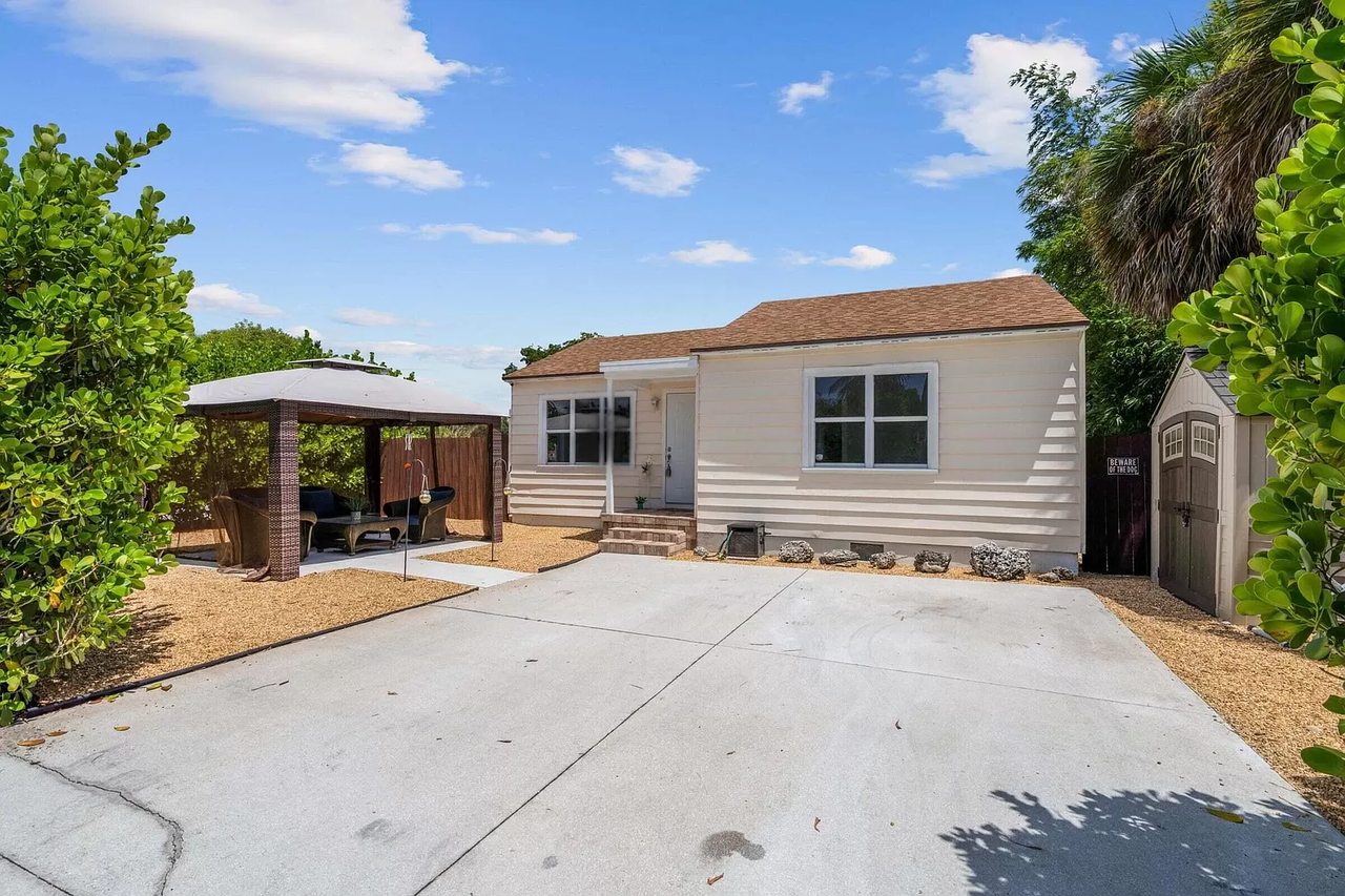 735 Franklin Rd #NA - Photo 2 of 23