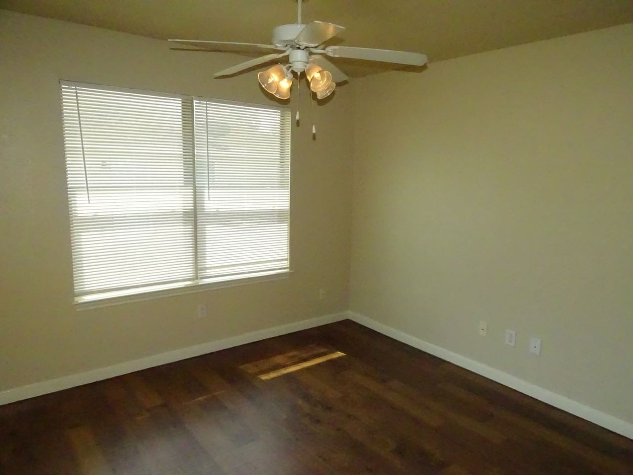 13011 Oconnor Cv - Photo 2 of 29