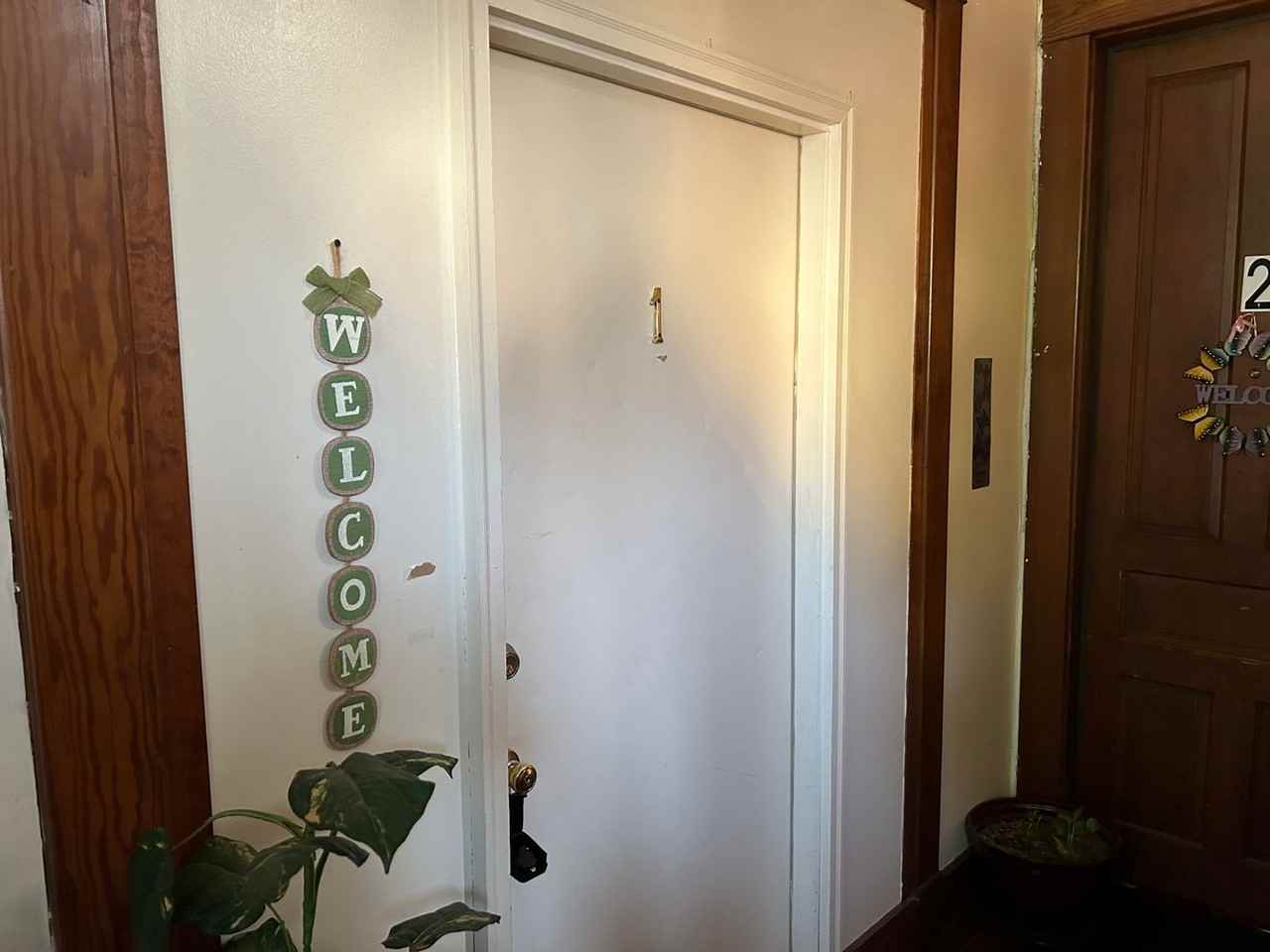 116 N Tompkins St - Photo 4 of 20