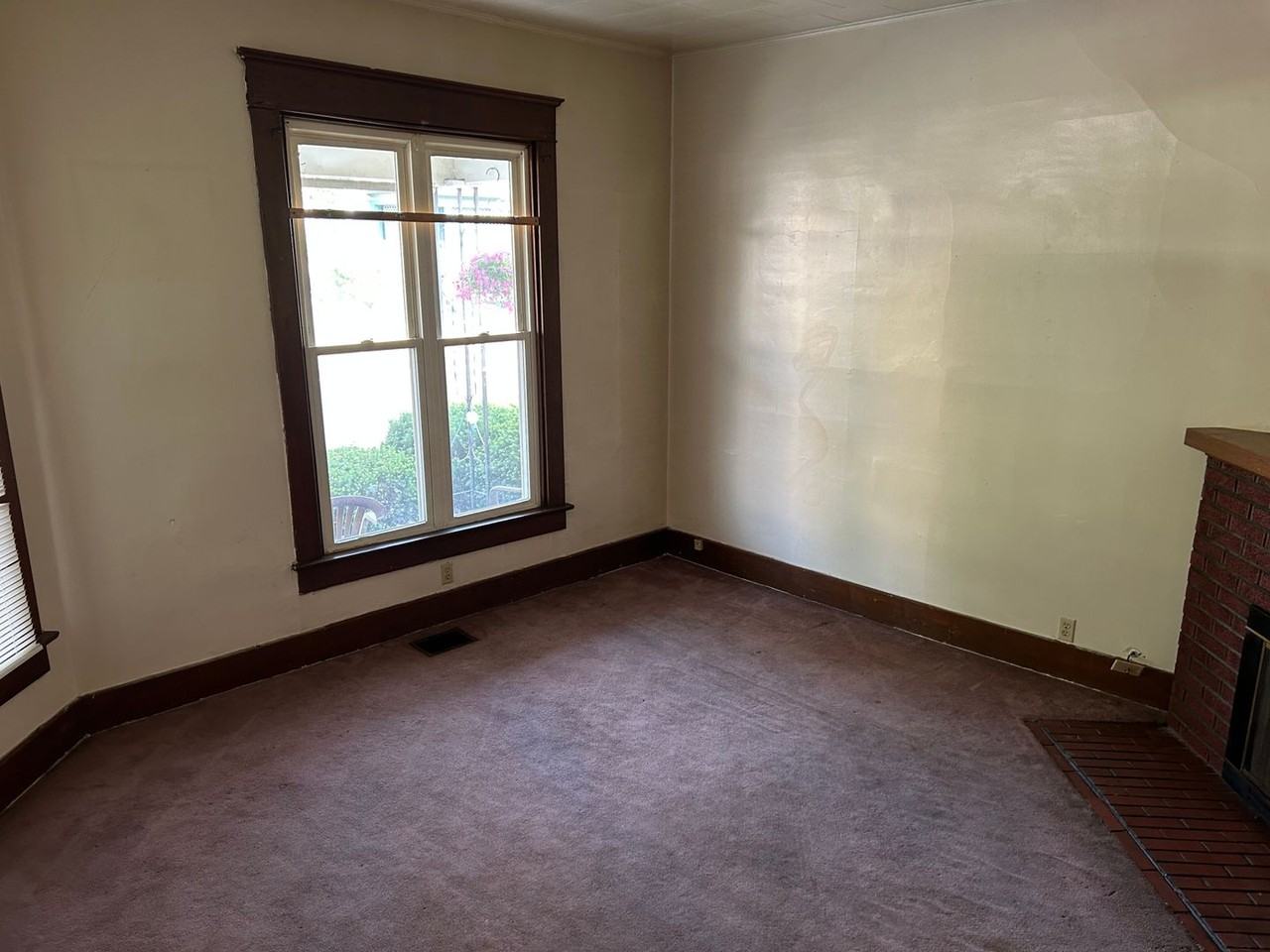 116 N Tompkins St - Photo 7 of 20