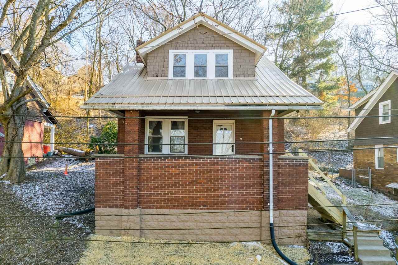 5624 Front St - Photo 3 of 21