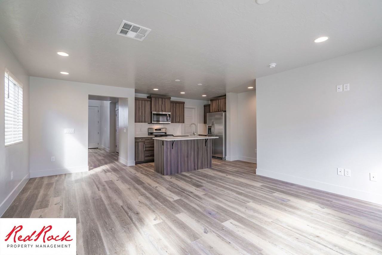 4106 E Cerro Way - Photo 2 of 50