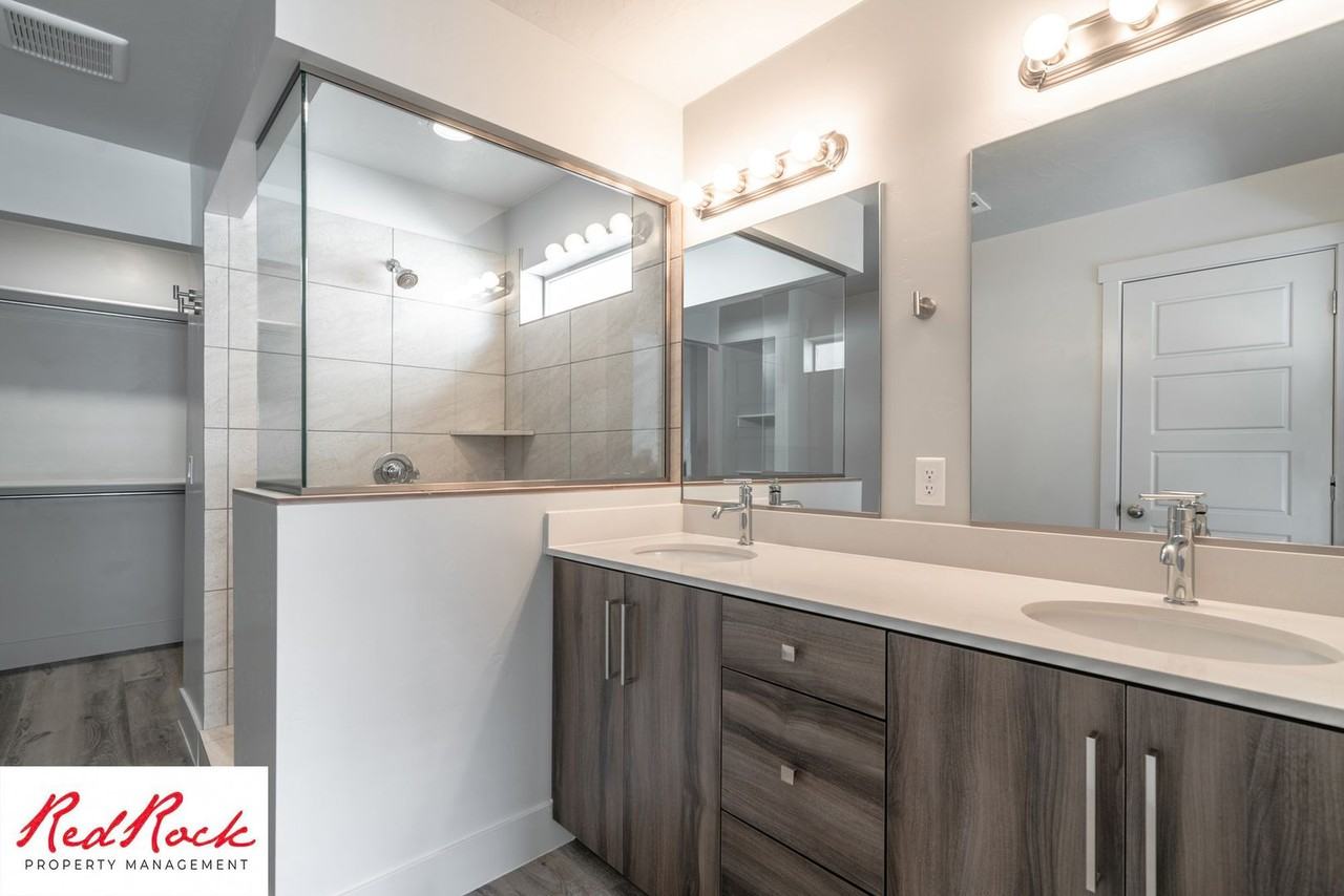 4106 E Cerro Way - Photo 4 of 50