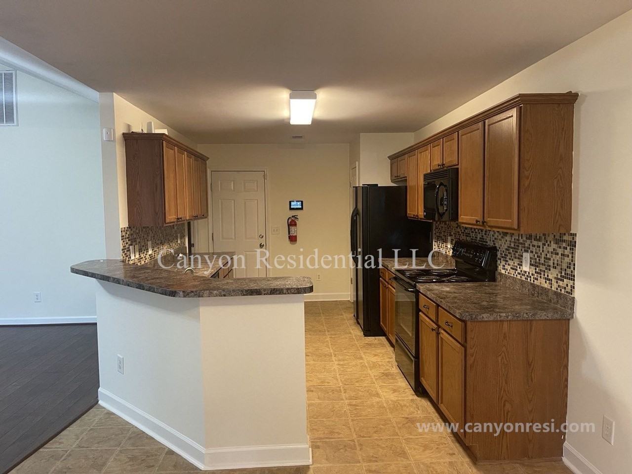 1604 Cedrow Dr - Photo 6 of 15