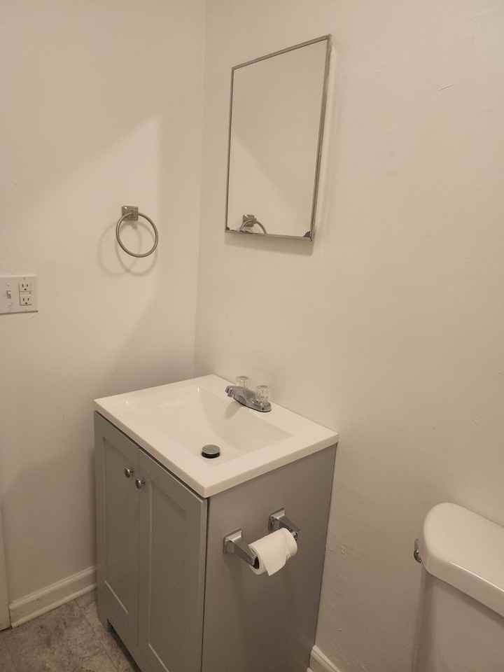 206 Alesa Drive - Photo 5 of 5