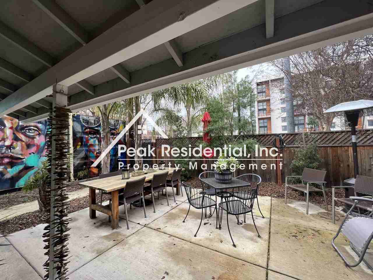 1211 R St - Photo 2 of 19