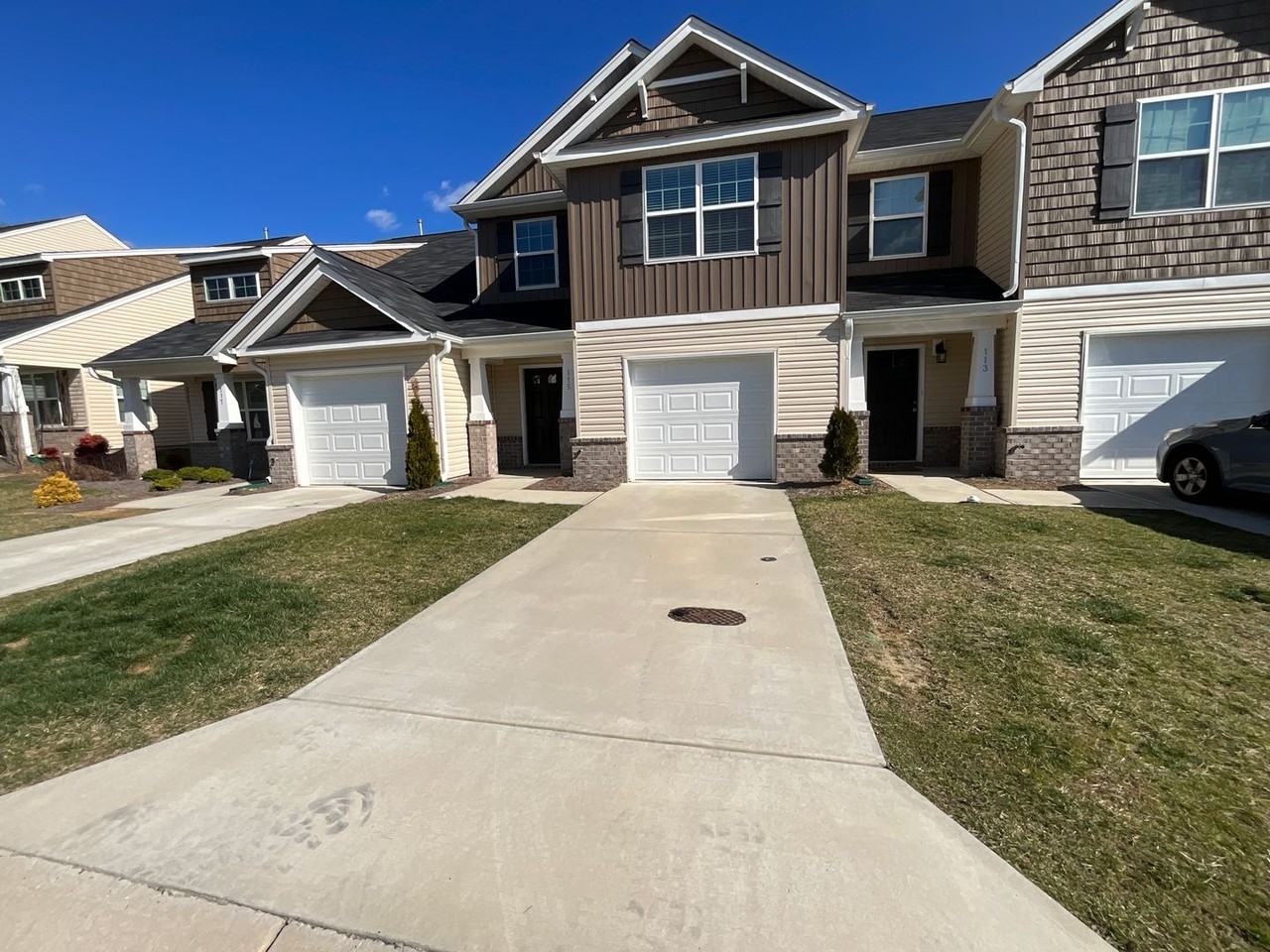 115 Red Plum Ln - Photo 2 of 41