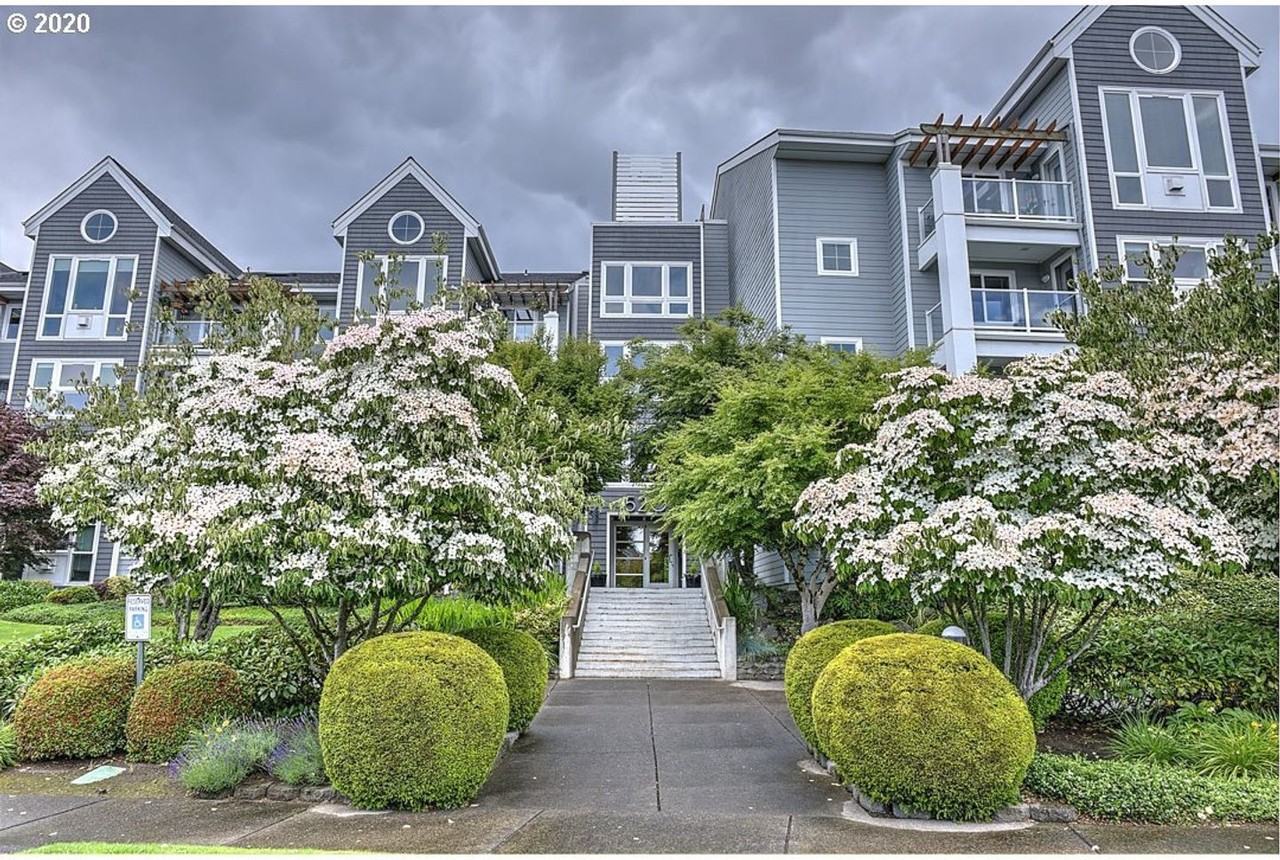 520 Se Columbia River Dr #422