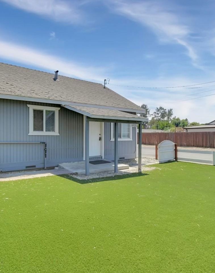 1820 Hile Ave - Photo 3 of 12