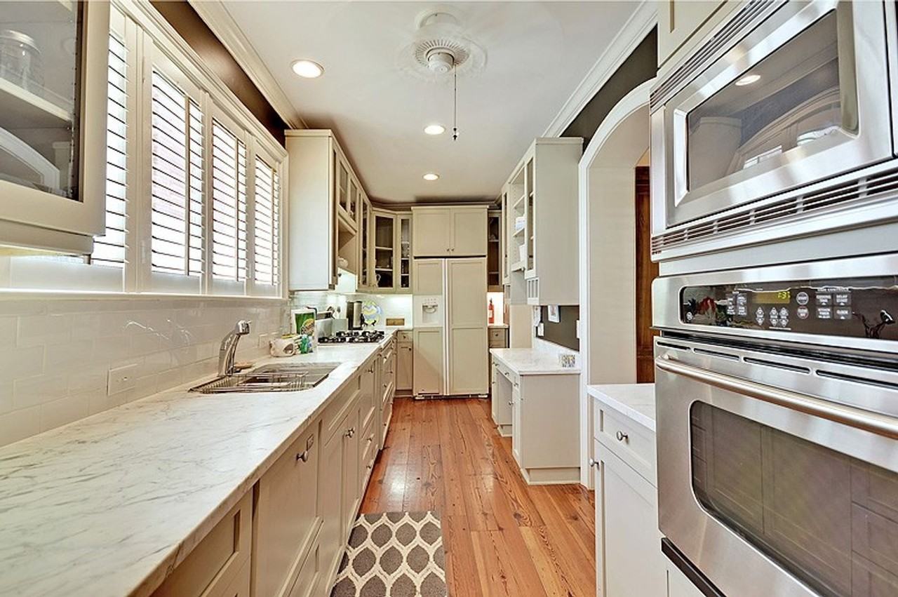 65 Alexander St - Photo 4 of 24