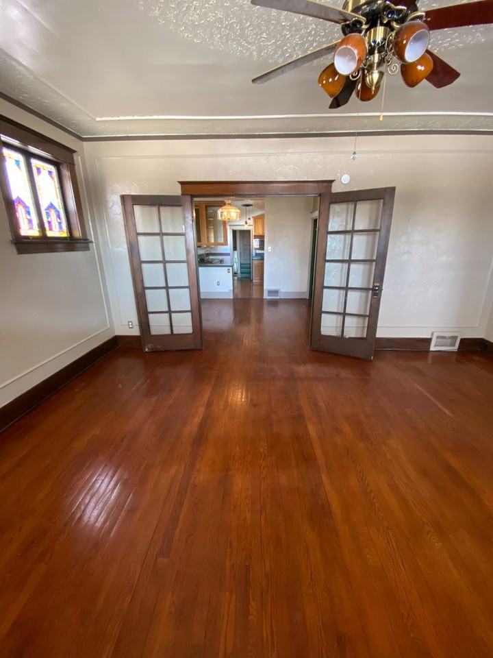 818 E 5th St - Photo 5 of 13