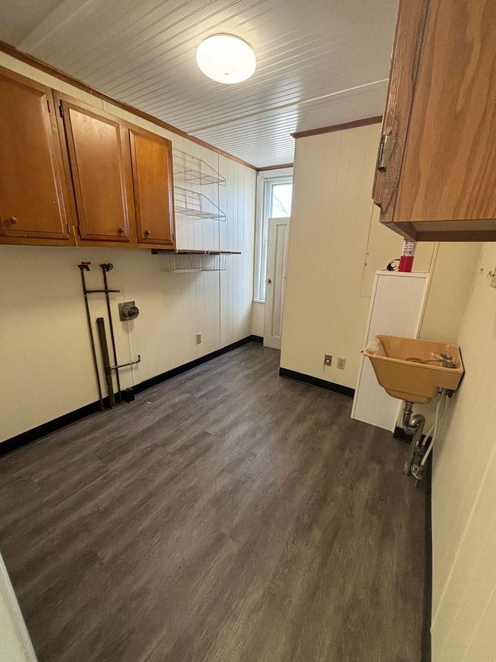 101 Stokes Ave - Photo 5 of 14