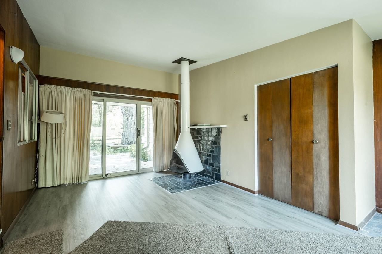 11851 N Springdale Ct - Photo 4 of 34