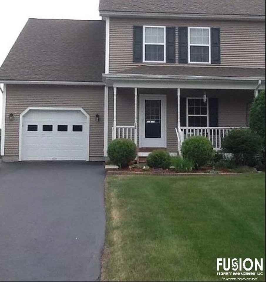 14 Giles Dr - Photo 2 of 39