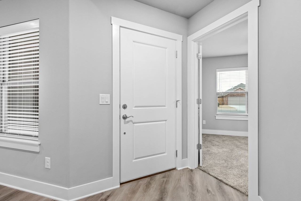 210 Citation St - Photo 6 of 29