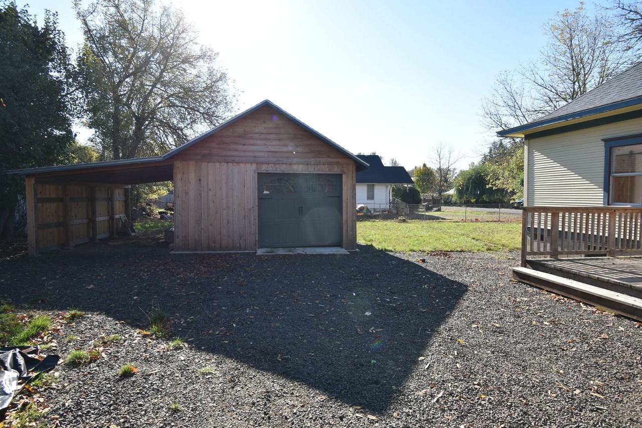 236 Sage St - Photo 2 of 30