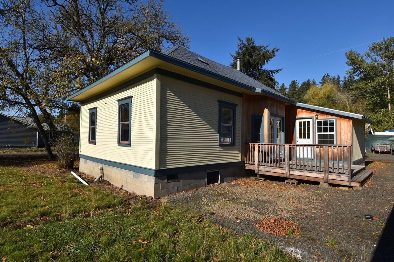 236 Sage St - Photo 3 of 30