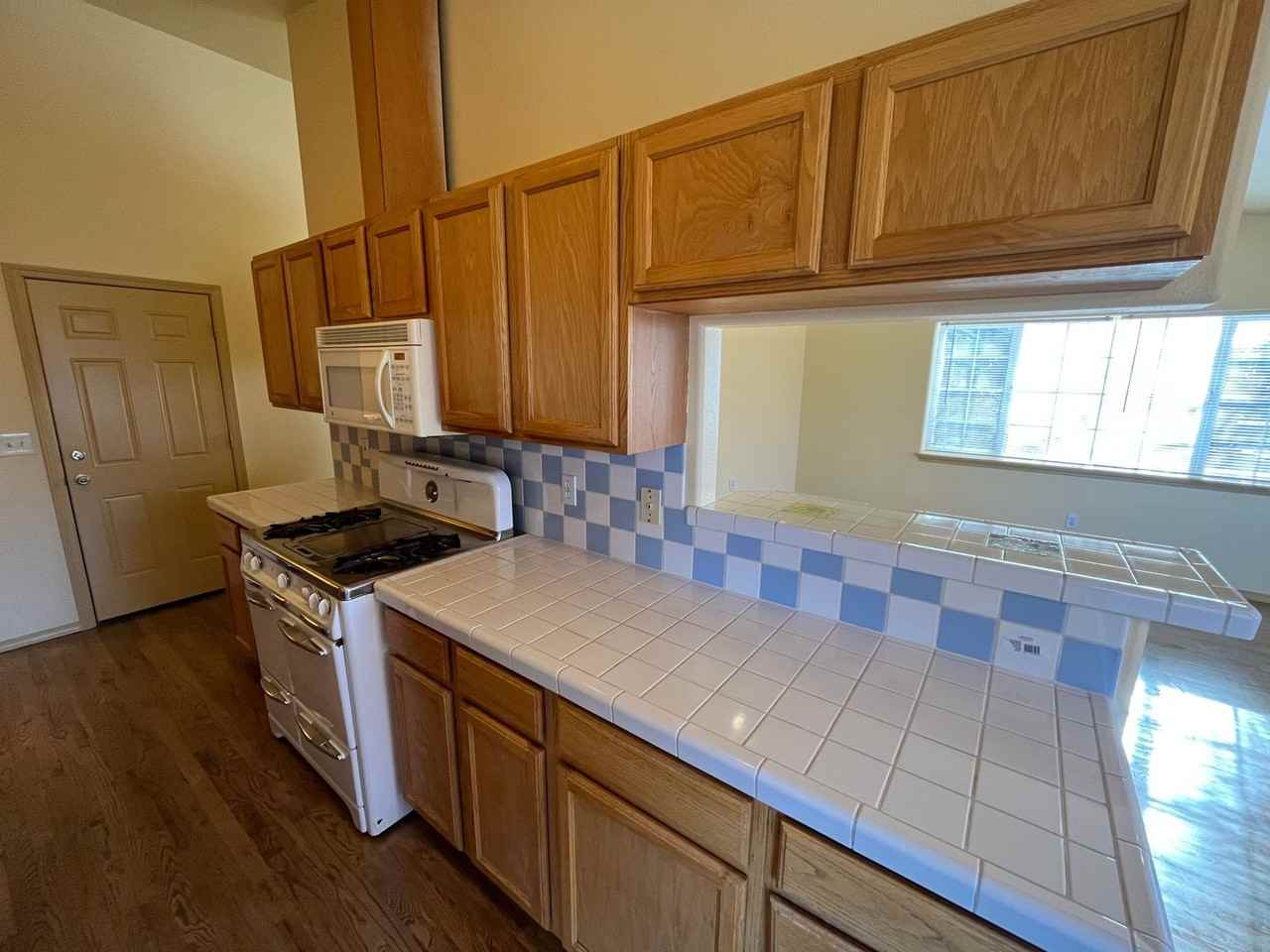 3312 Ne Hoona Dr - Photo 5 of 17