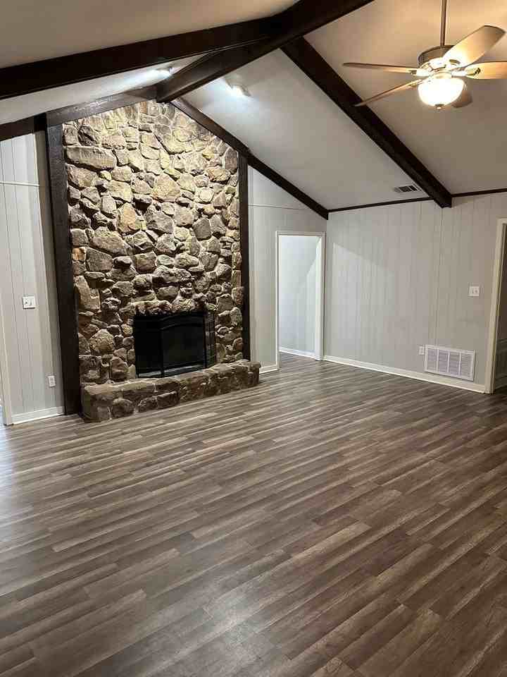 128 Fern Valley Rd - Photo 2 of 11