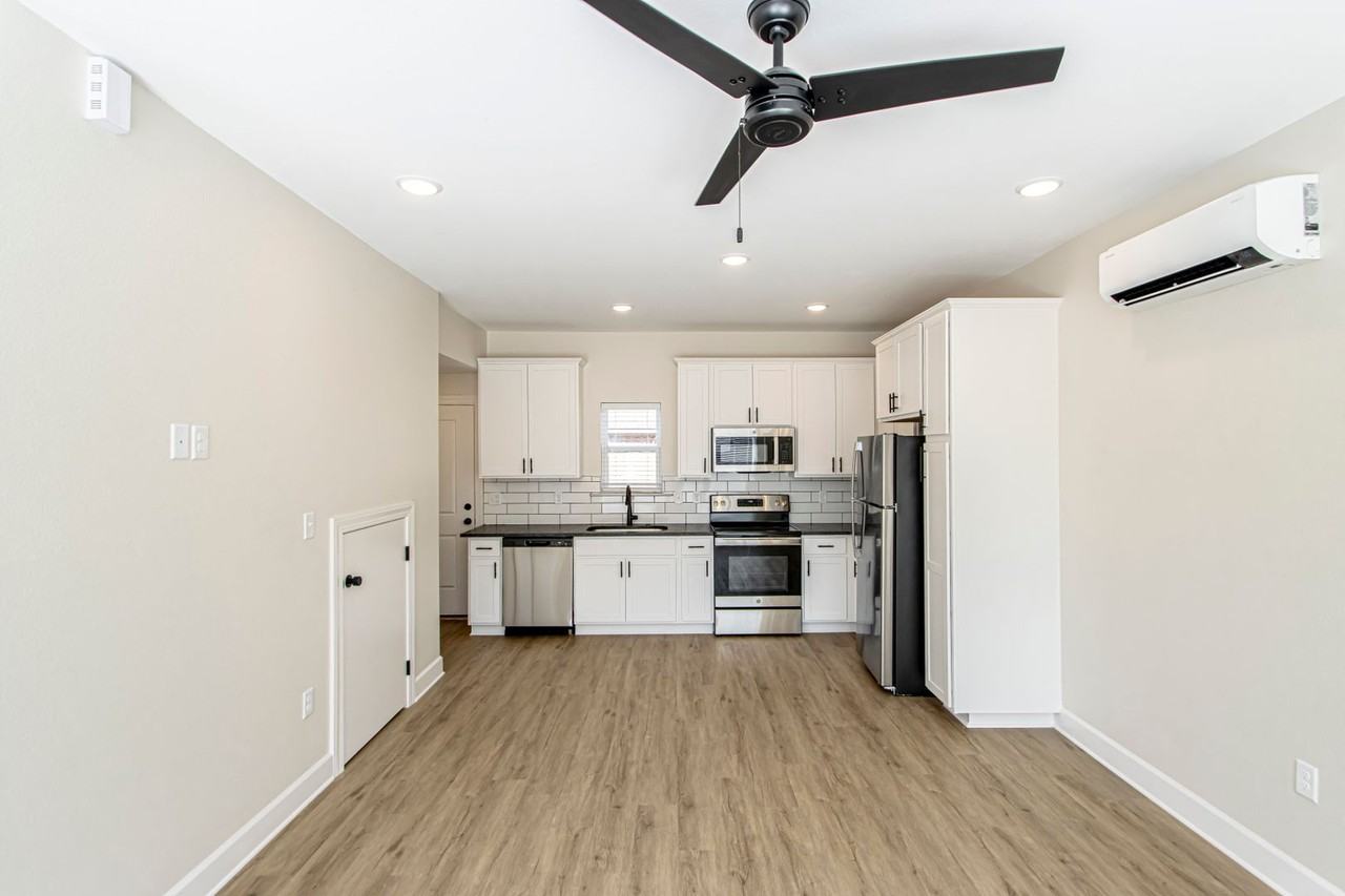 1 Bed Bath Townhome in Rockwater Village - Photo 3 of 17