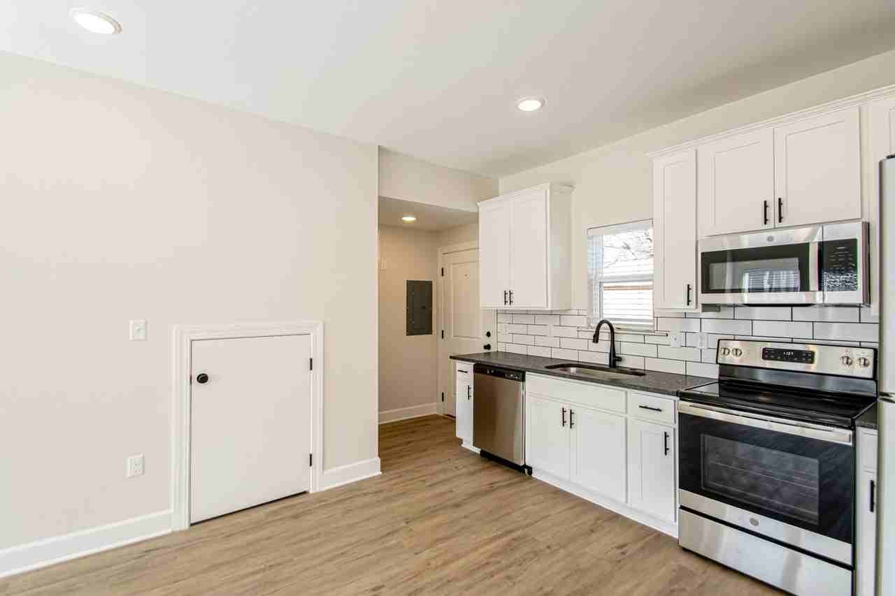 1 Bed Bath Townhome in Rockwater Village - Photo 5 of 17