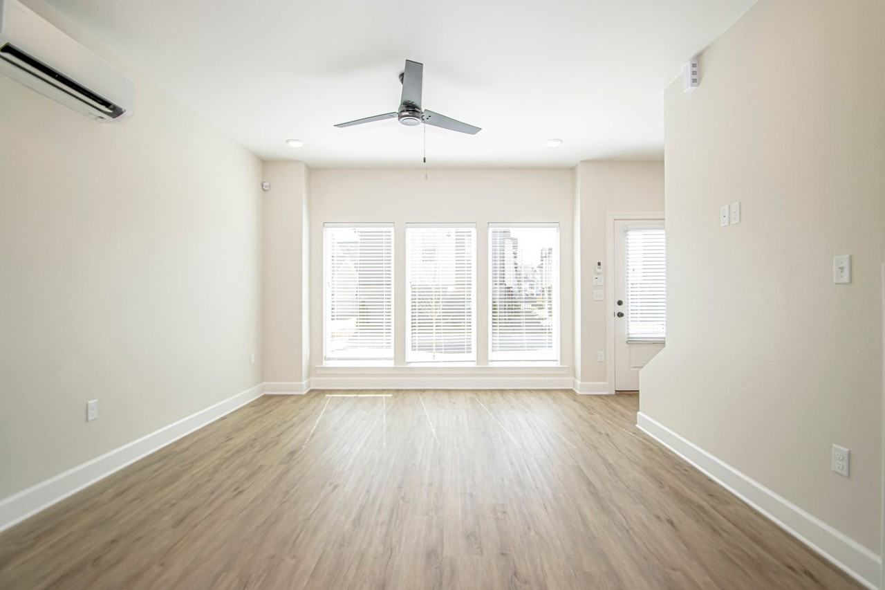 1 Bed Bath Townhome in Rockwater Village - Photo 7 of 17