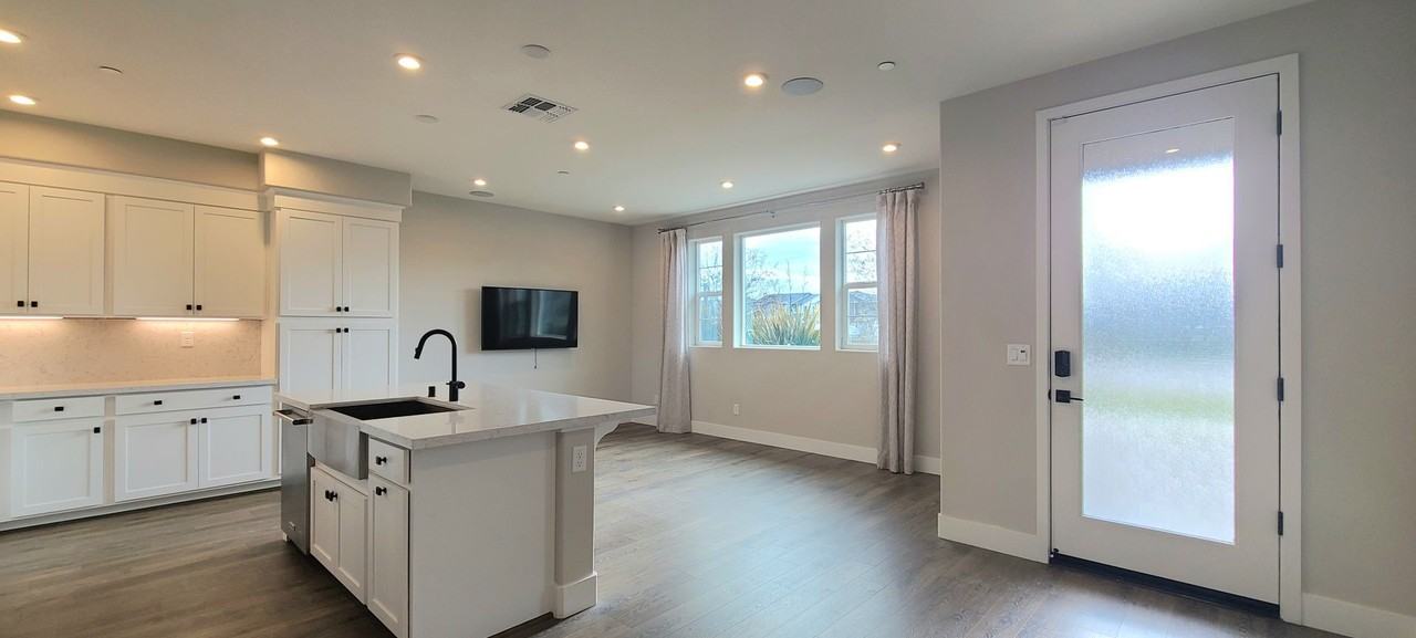 3057 Cityscape Walk - Photo 3 of 40