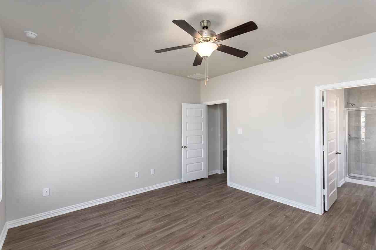 9307 Clarke Cv #1 - Photo 4 of 20