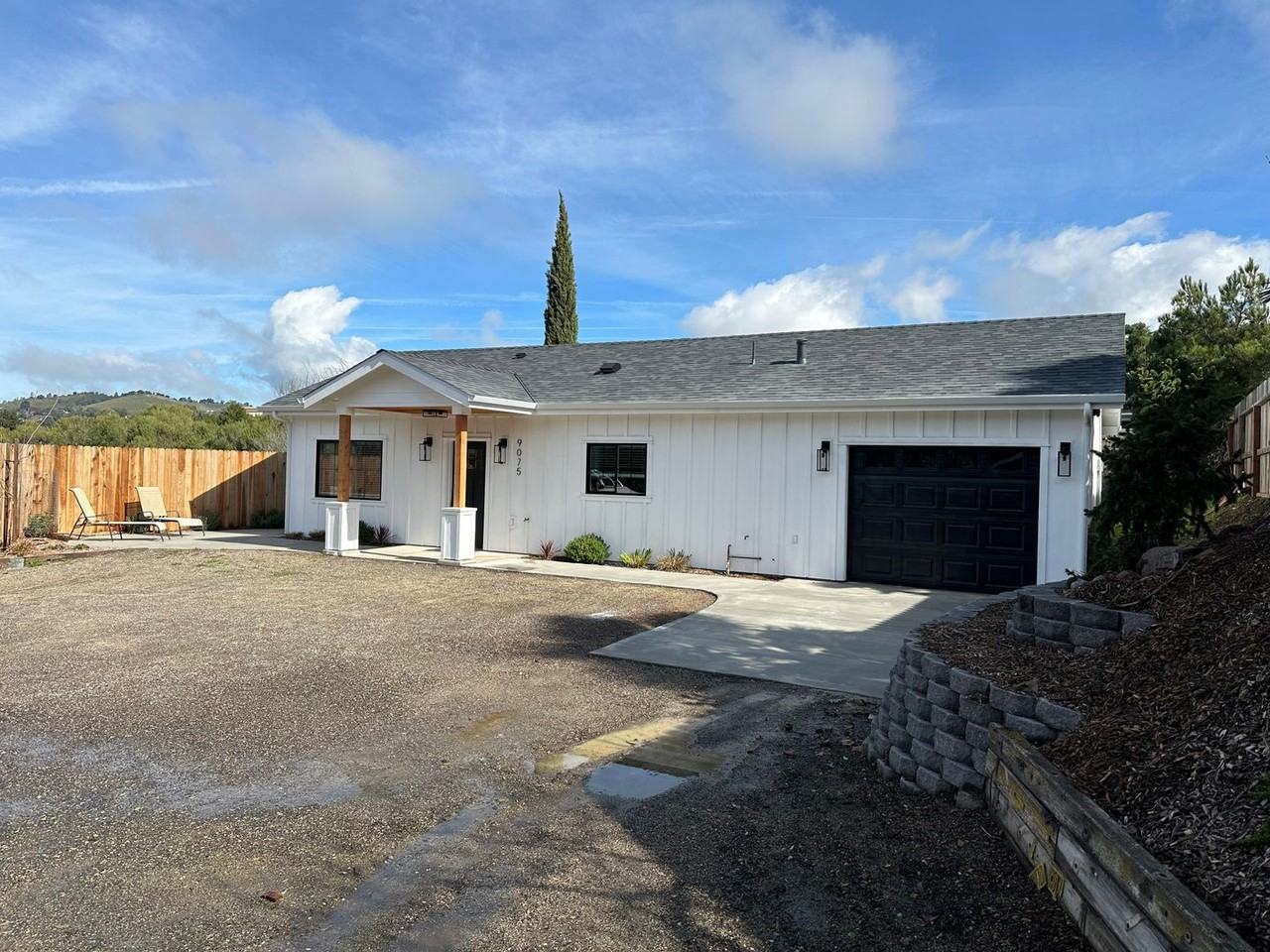 9075 Pajaro Ln - Photo 2 of 10