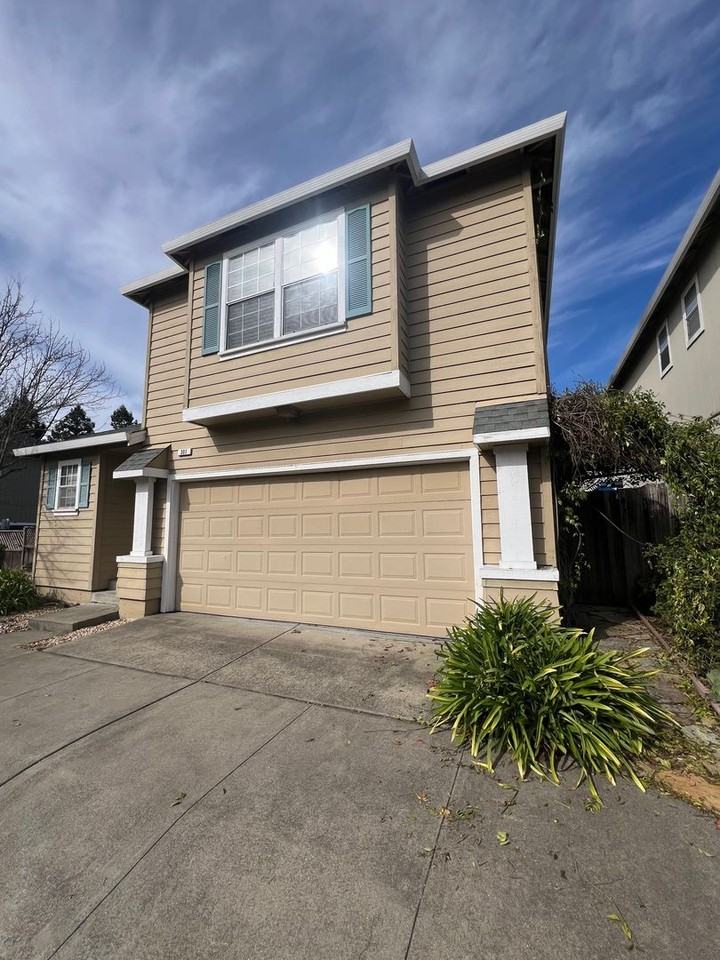 307 Vintage Glen Ct - Photo 2 of 21