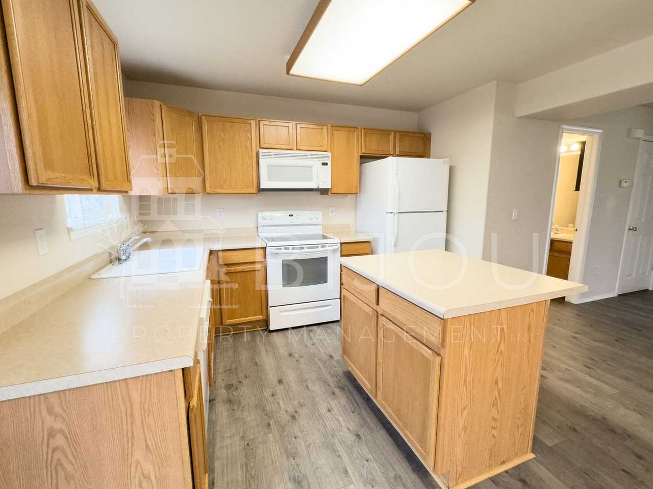 2533 Mesa Springs Vw - Photo 7 of 20