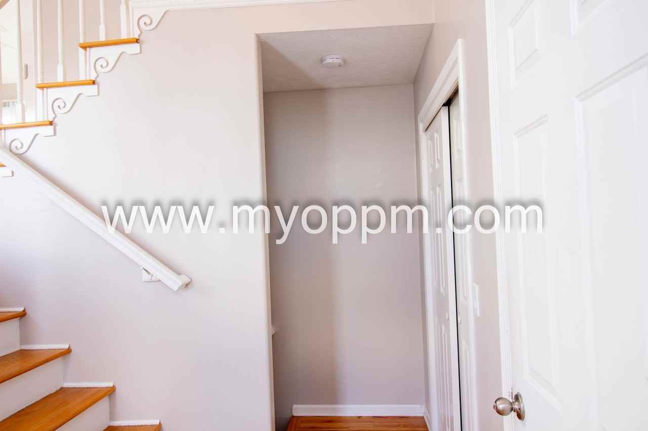 12927 Ogden St - Photo 3 of 33