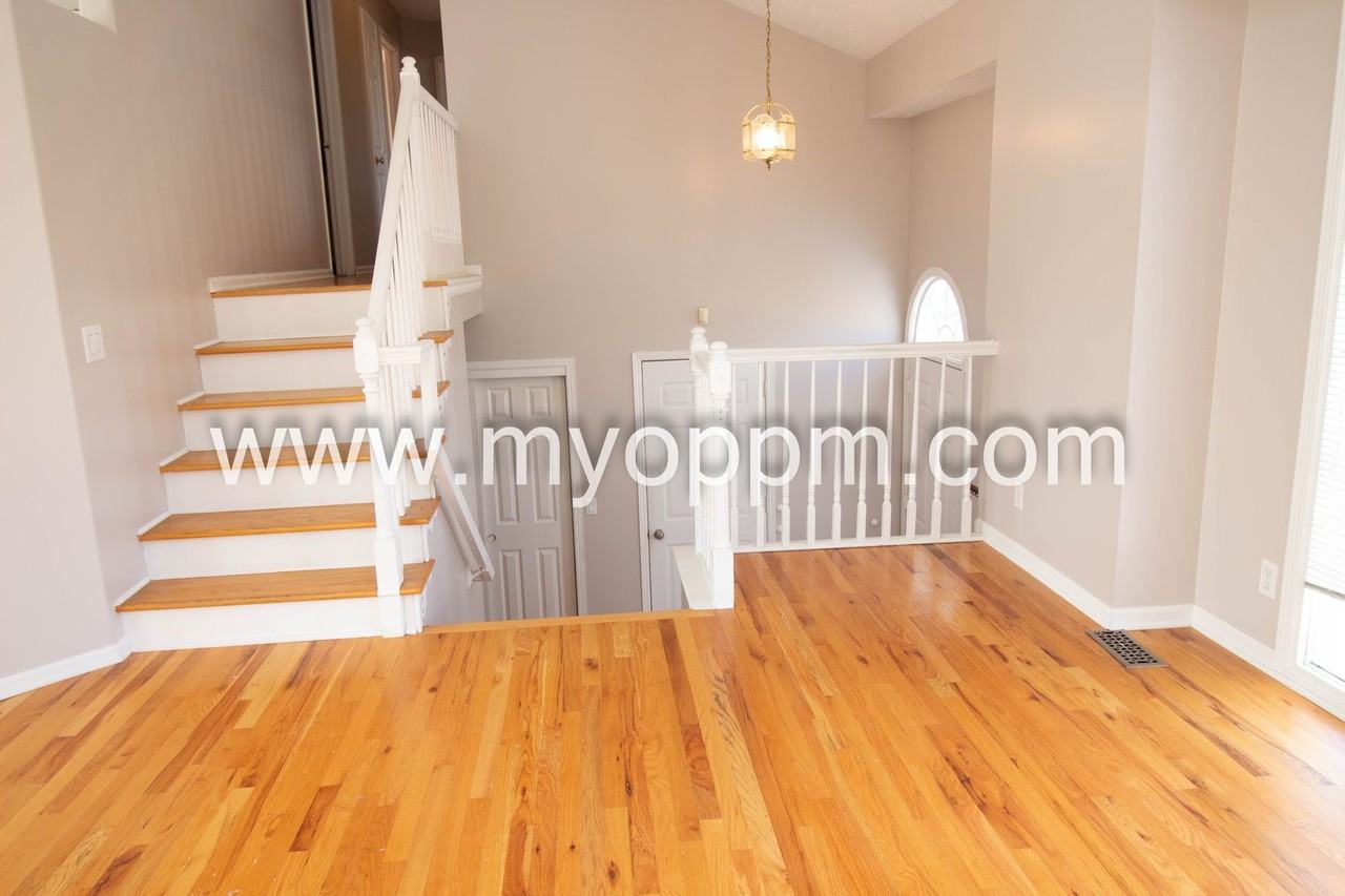 12927 Ogden St - Photo 5 of 33