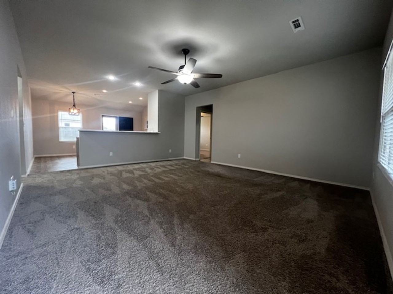 5500 Santa Monica Dr - Photo 3 of 16