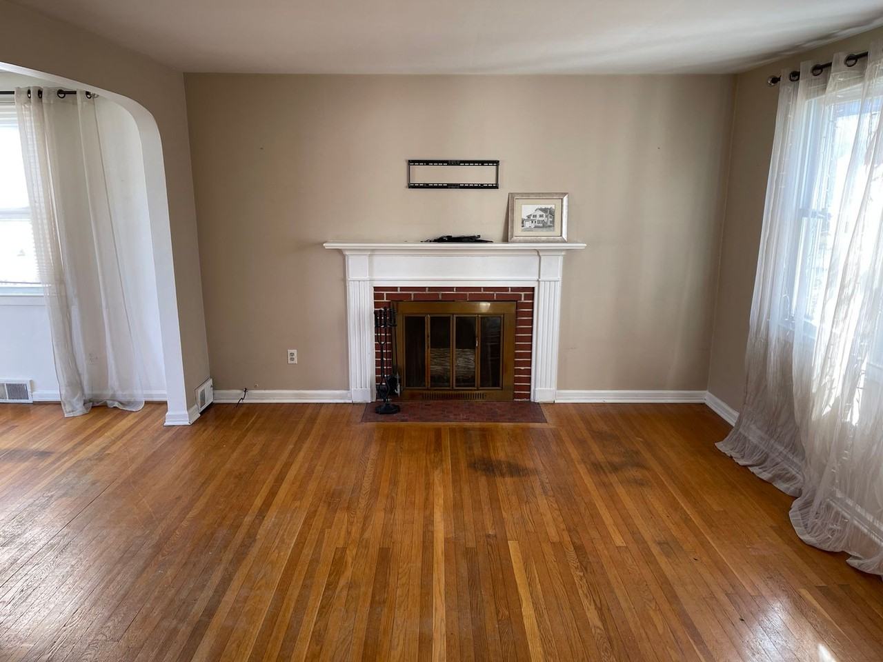 3642 Lake Ave - Photo 2 of 19