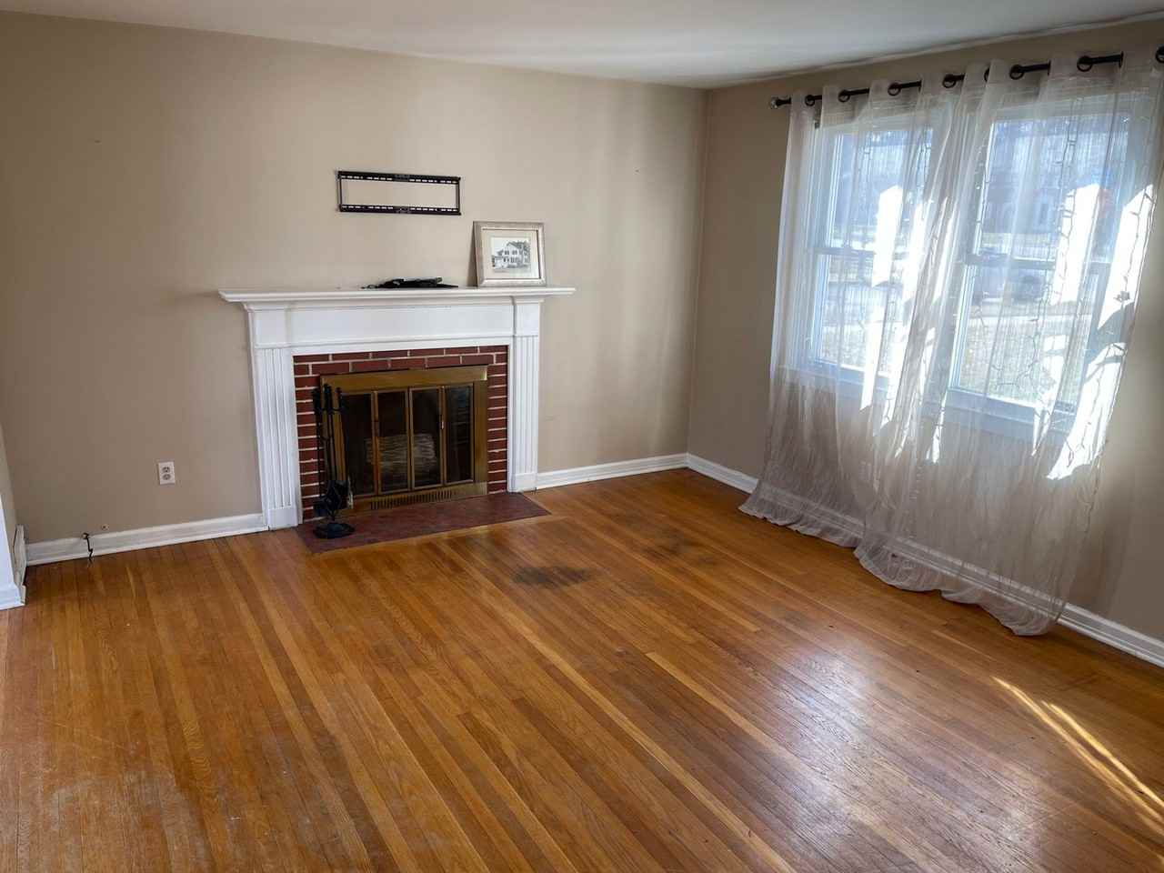 3642 Lake Ave - Photo 3 of 19