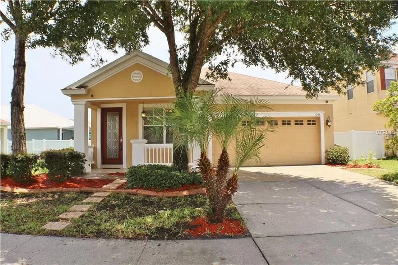 1046 Napolean Way - Photo 2 of 27