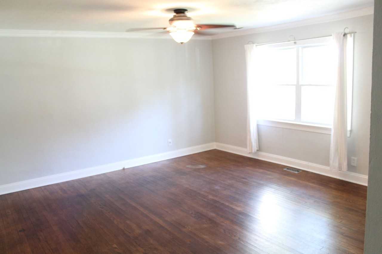 1309 Milton St - Photo 2 of 27