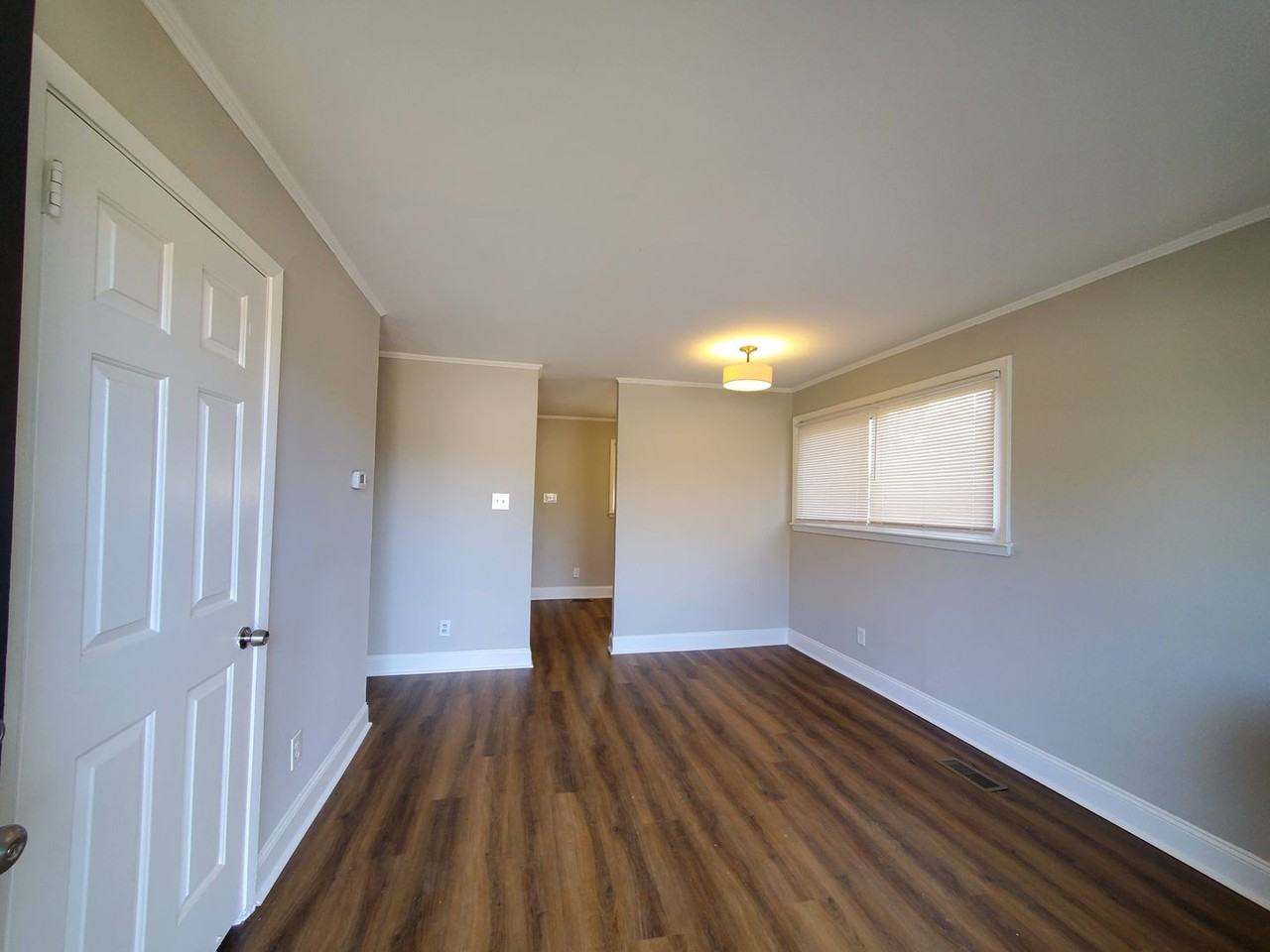 131 Goff St - Photo 2 of 10